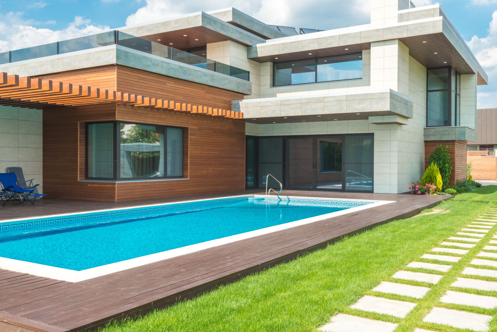 Custom Pool & Spa Combo – Arcadia